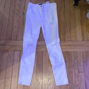 White Hollister Jeans - High Rise Super Skinny